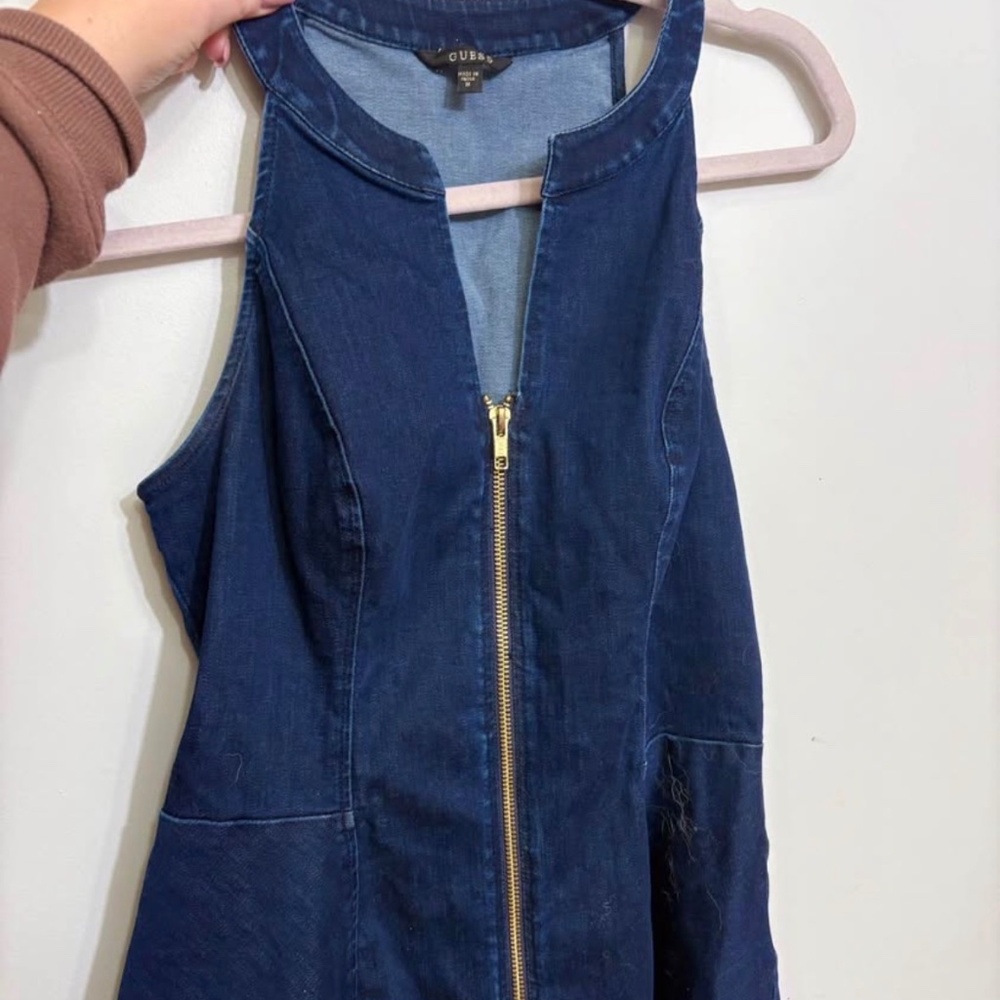 Guess Jean top